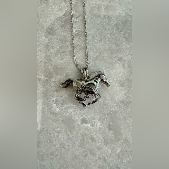 Silver Plated Glow in the Dark Horse Necklace - Picture 2 of 4